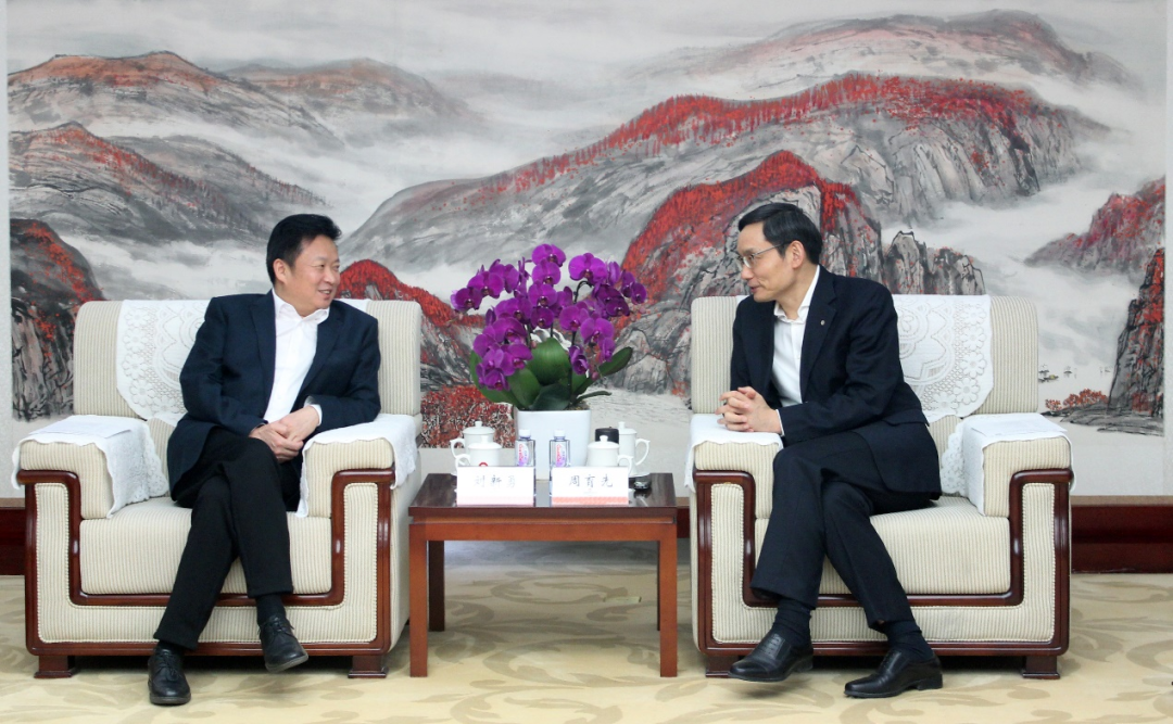 		周育先会见河南投资集团董事长刘新勇_尊龙凯时要闻_尊龙凯时集团有限公司	