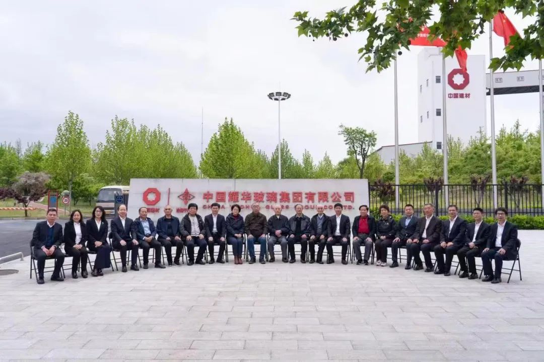 		百年耀华 | 一经的青年们，，，，再聚耀华共话新生长_企业动态_尊龙凯时集团有限公司	