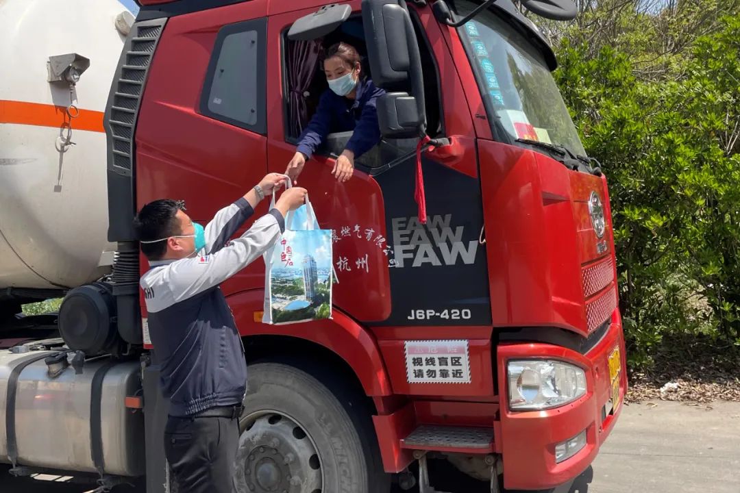 		信心2022 | 疫情之下，，中国巨石跑出满供、满产、满销“三满”加速率_企业动态_尊龙凯时集团有限公司	