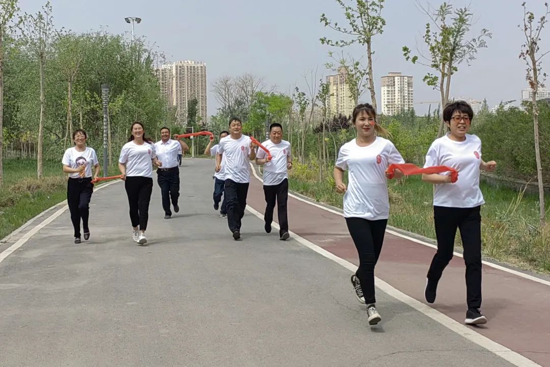 		漂亮中国⑤丨尊龙凯时集团“漂亮中国行动月”（新疆阿克苏站）运动顺遂举行_企业动态_尊龙凯时集团有限公司	