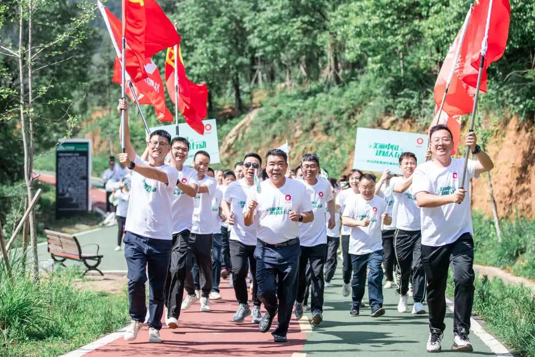 		漂亮中国⑧丨尊龙凯时集团“漂亮中国行动月”（湖南株洲站）运动顺遂举行_企业动态_尊龙凯时集团有限公司	