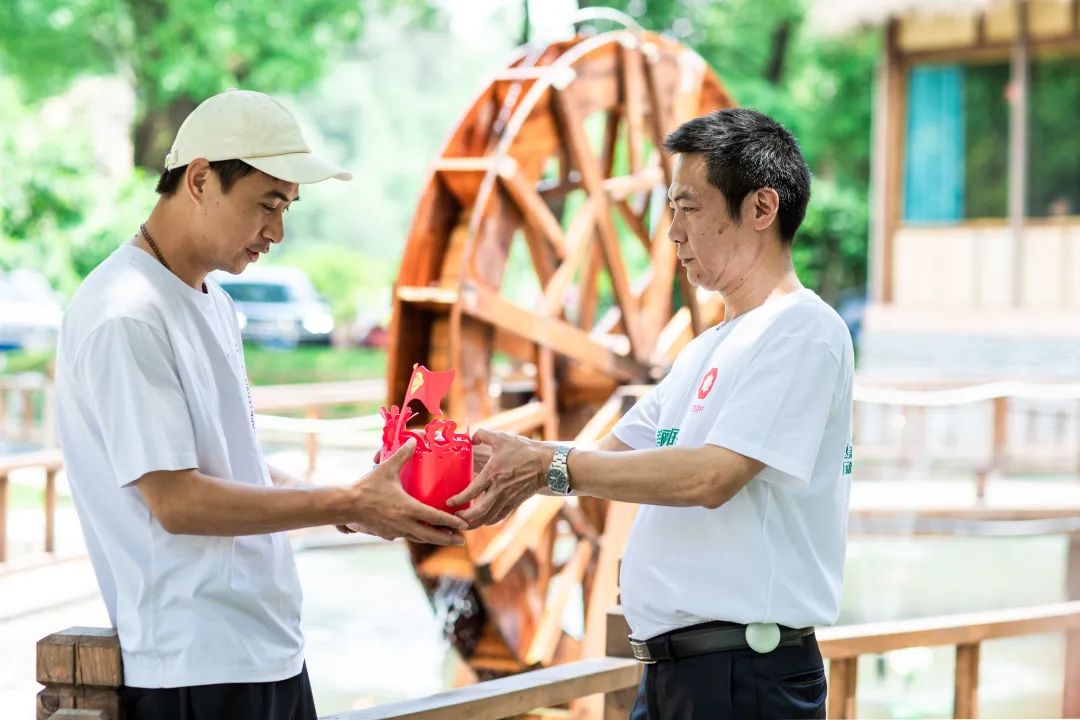 		漂亮中国⑧丨尊龙凯时集团“漂亮中国行动月”（湖南株洲站）运动顺遂举行_企业动态_尊龙凯时集团有限公司	