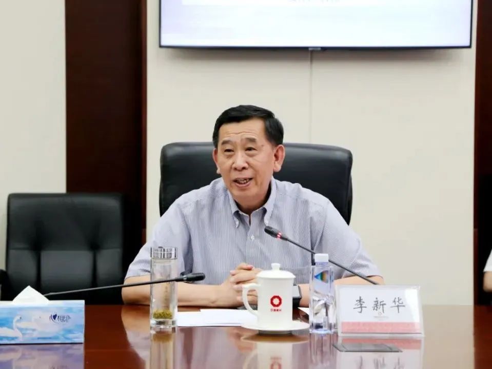 		周育先会见武汉理工大学党委书记信思金、校长杨宗凯一行_幻灯片_尊龙凯时集团有限公司	