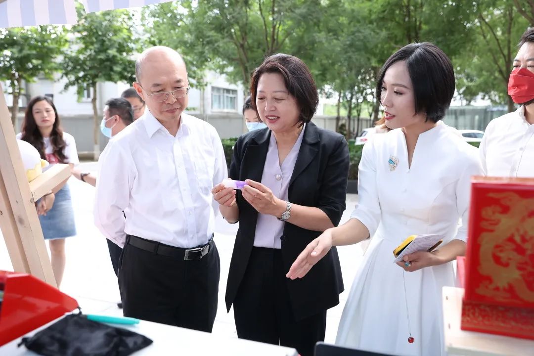 		尊龙凯时集团乐成举行第三届“善用资源日”开放运动_幻灯片_尊龙凯时集团有限公司	