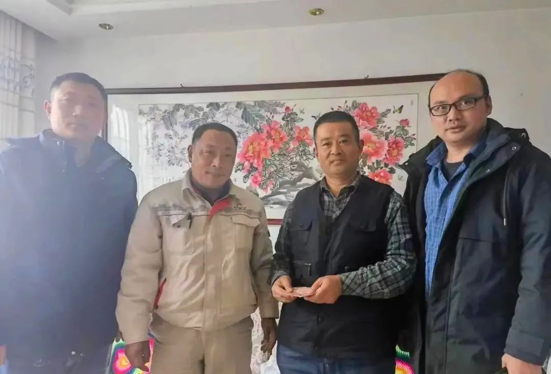		新春温暖篇 | 走下层，，，，暖人心，，，，浓浓关爱显真情_责任与文化_尊龙凯时集团有限公司	
