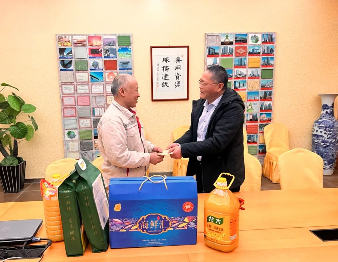 		新春温暖篇 | 走下层，，，，暖人心，，，，浓浓关爱显真情_责任与文化_尊龙凯时集团有限公司	