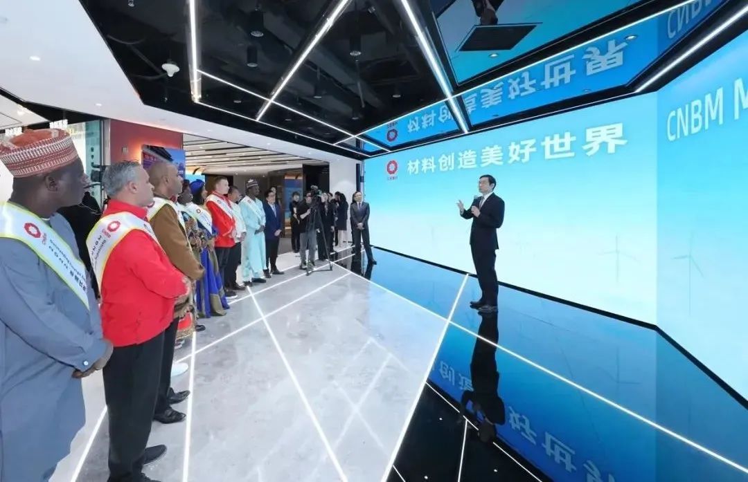 		《学习时报》刊发周育先署名文章：学习体会“六个坚持” 建设天下一流质料工业投资集团_责任撒播_尊龙凯时集团有限公司	