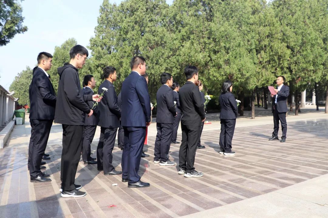 		思念英烈志 奋进新征程 | 尊龙凯时集团成员企业开展“清明祭英烈”主题运动_责任与文化_尊龙凯时集团有限公司	