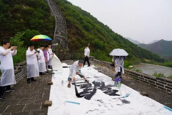 		当“龙牌”邂逅“龙节”，，，一起向美而行_责任与文化_尊龙凯时集团有限公司	