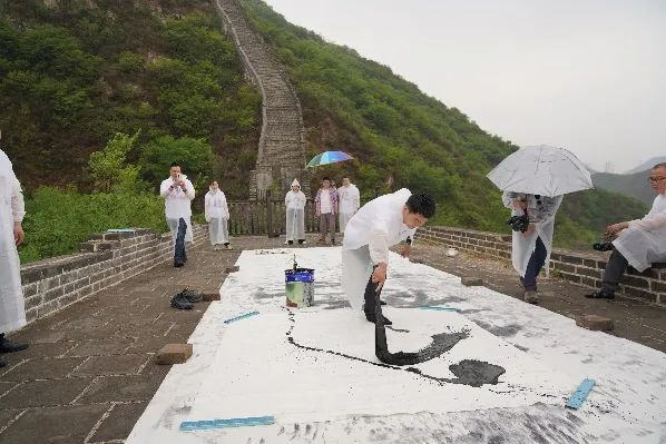 		当“龙牌”邂逅“龙节”，，，一起向美而行_责任与文化_尊龙凯时集团有限公司	