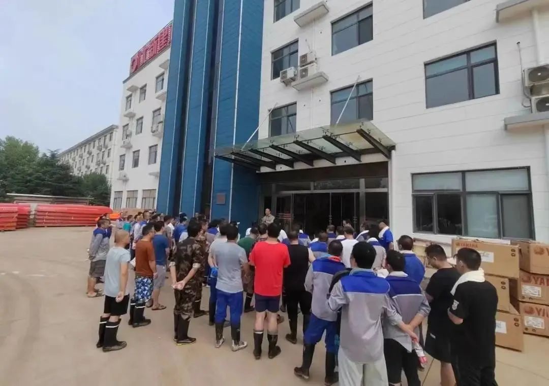 		我们快速响应防汛救灾，，，全力筑牢清静堤坝_责任与文化_尊龙凯时集团有限公司	