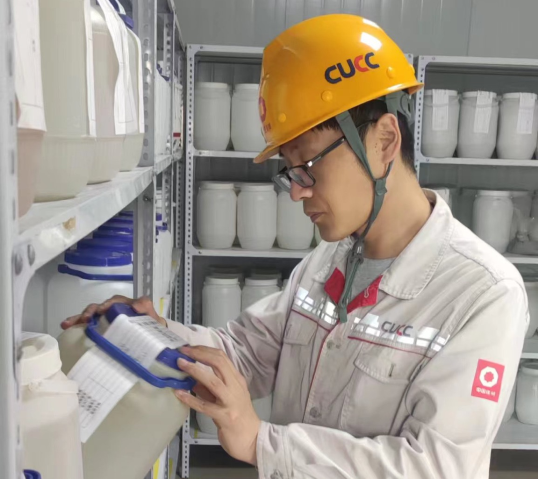 		最美科研先锋 | 济宁中联王业飞：以匠心铸就品质 以初心誊写忠诚_人物_尊龙凯时集团有限公司	
