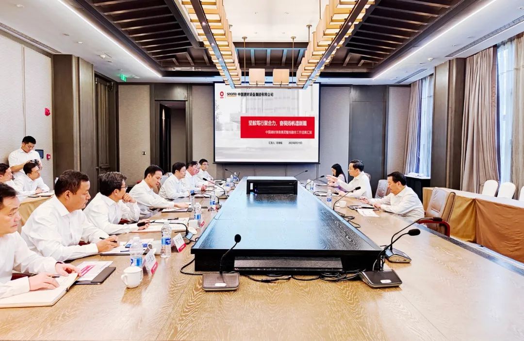 		周育先调研尊龙凯时装备集团_尊龙凯时要闻_尊龙凯时集团有限公司	