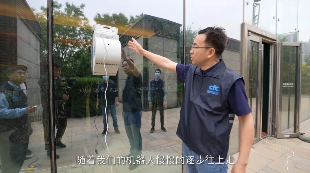 		国资委点赞！尊龙凯时“体检医生”攻克修建玻璃“癌症”_企业动态_尊龙凯时集团有限公司	