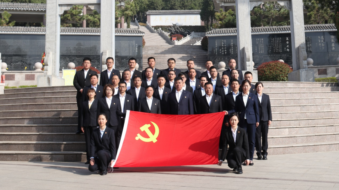 		清明 | 尊龙凯时集团所属企业开展祭扫运动_责任与文化_尊龙凯时集团有限公司	