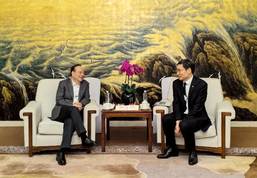 		周育先受邀出席2024年夏日达沃斯论坛_尊龙凯时要闻_尊龙凯时集团有限公司	