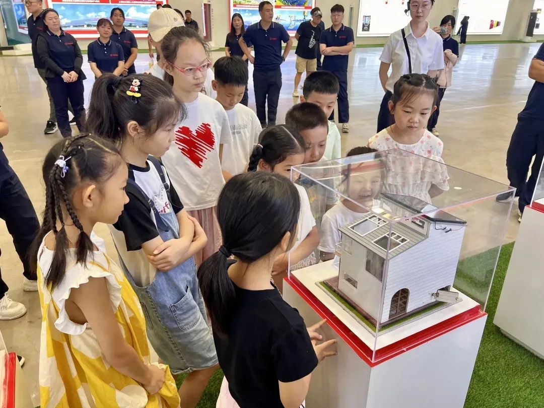 		 善用资源开放日④ | 文艺演出、创意集市、意见意义运动会......幸福指数UP_企业动态_尊龙凯时集团有限公司	