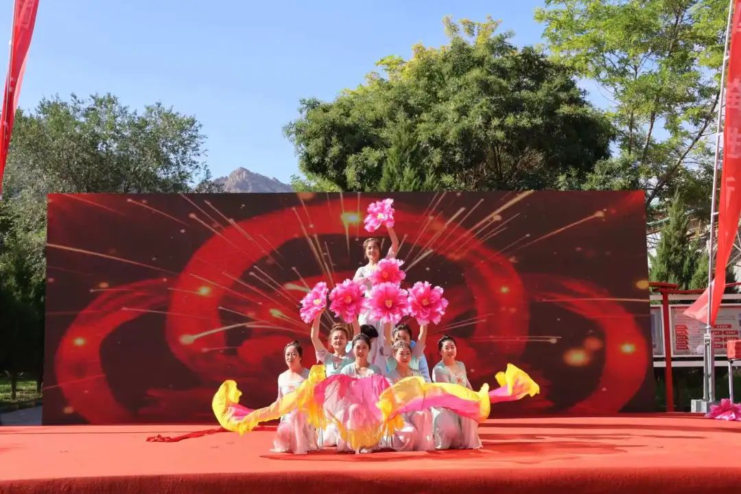 		 善用资源开放日⑥ | 走进连云港中复神鹰、贵州威宁西南、宁夏赛马、中材甘肃等企业，，，感受满满科技力~ _企业动态_尊龙凯时集团有限公司	