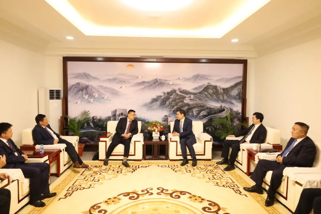 		 周育先率团出访推进国际交流相助 _尊龙凯时要闻_尊龙凯时集团有限公司	