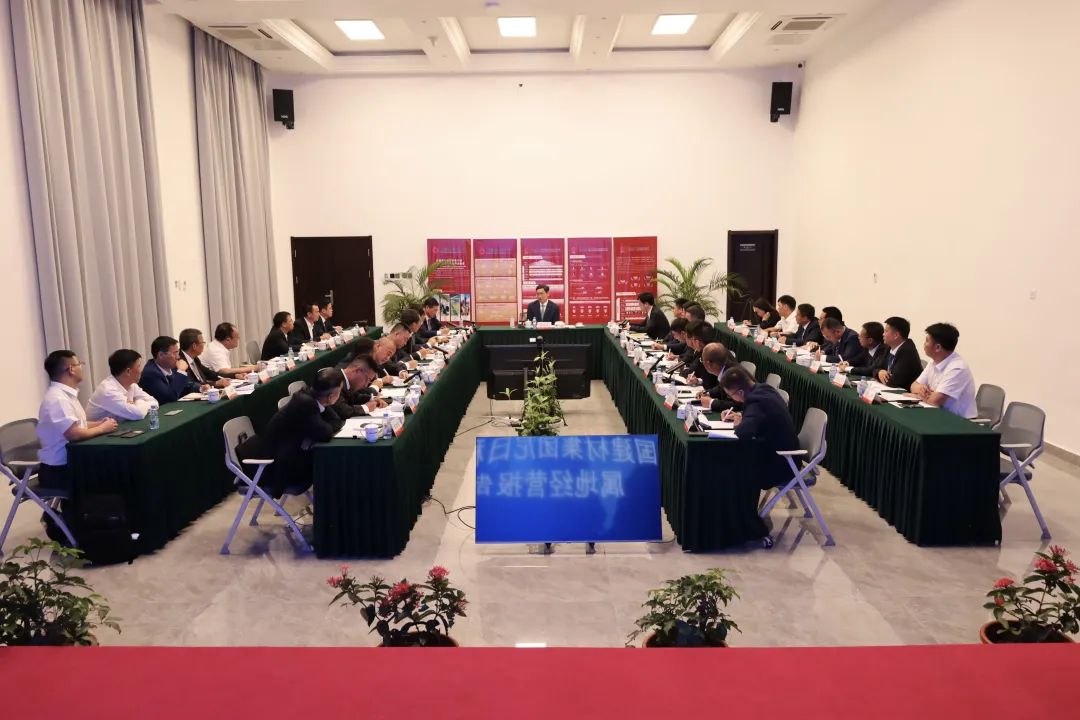 		 周育先率团出访推进国际交流相助 _尊龙凯时要闻_尊龙凯时集团有限公司	