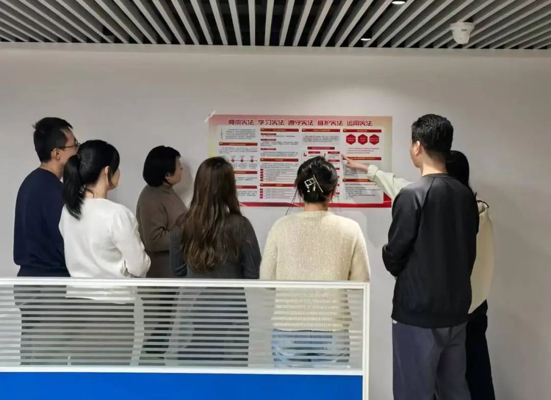 		宪法宣传周 | 尊龙凯时集团及所属企业举行多种宪法宣传运动_企业动态_尊龙凯时集团有限公司	