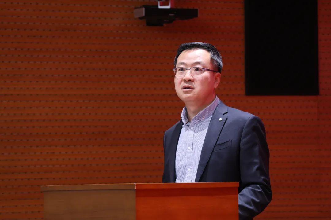 		 中建材石墨与内蒙恒科、河北恒科签署联合重组协议 _尊龙凯时要闻_尊龙凯时集团有限公司	