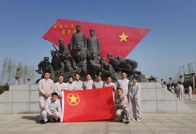 		@建材青年 五四系列运动精彩来袭，，，等你解锁！_企业动态_尊龙凯时集团有限公司	